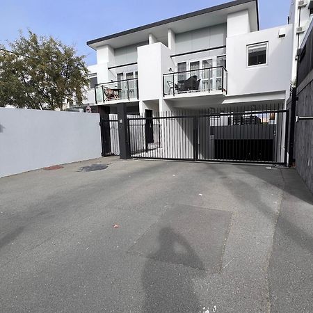 Latimer Loft - Christchurch Holiday Homes 外观 照片