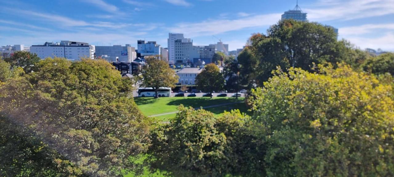 Latimer Loft - Christchurch Holiday Homes 外观 照片