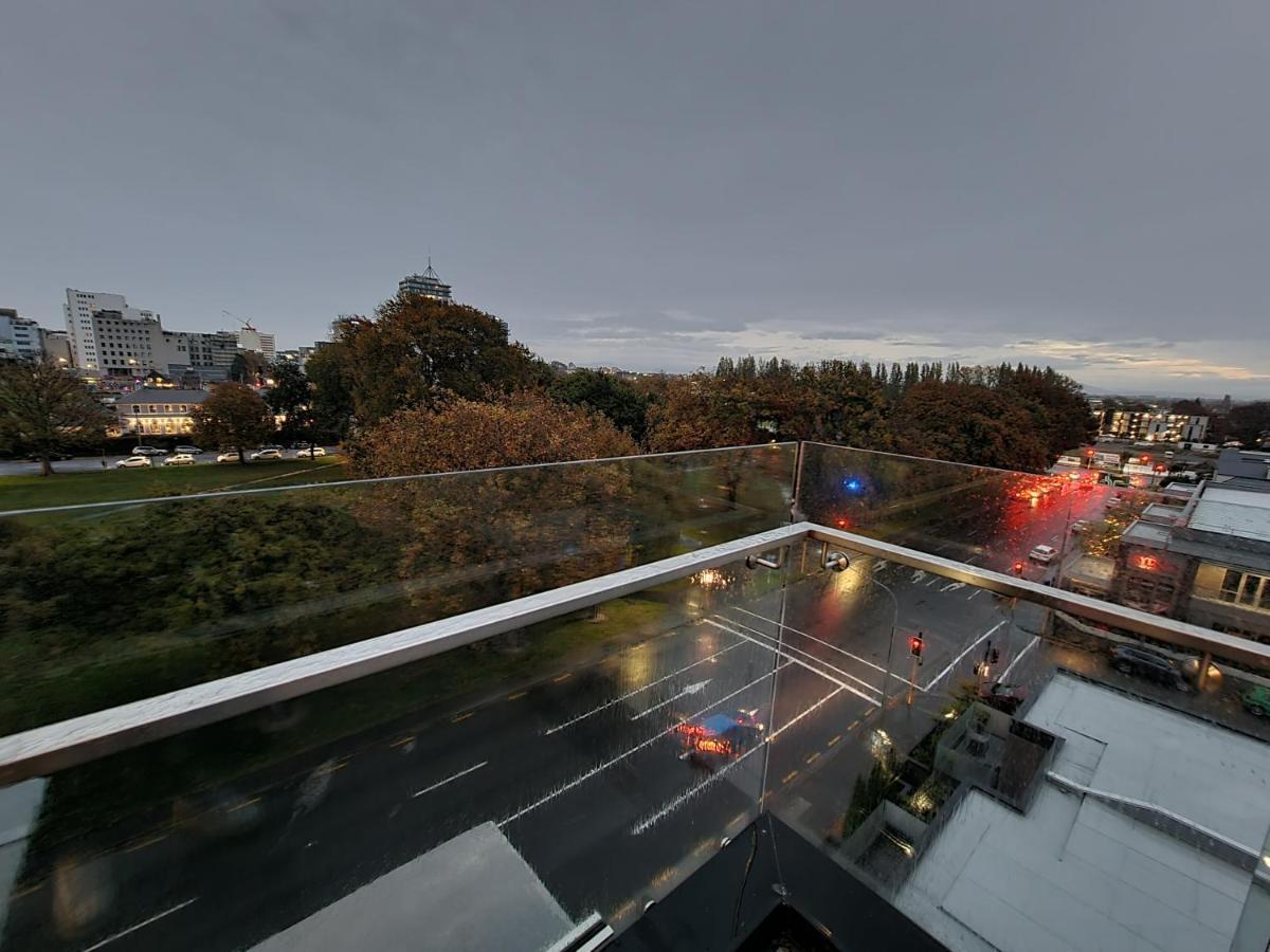 Latimer Loft - Christchurch Holiday Homes 外观 照片