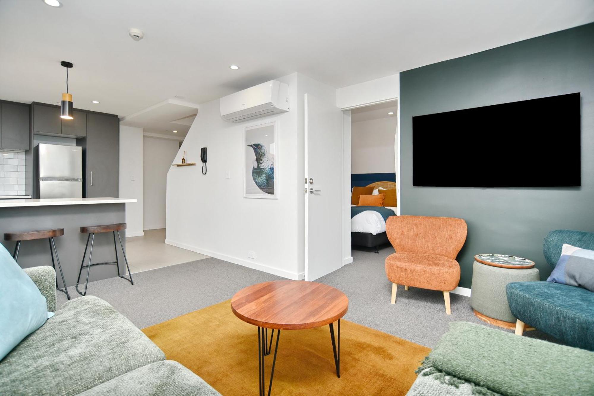 Latimer Loft - Christchurch Holiday Homes 外观 照片