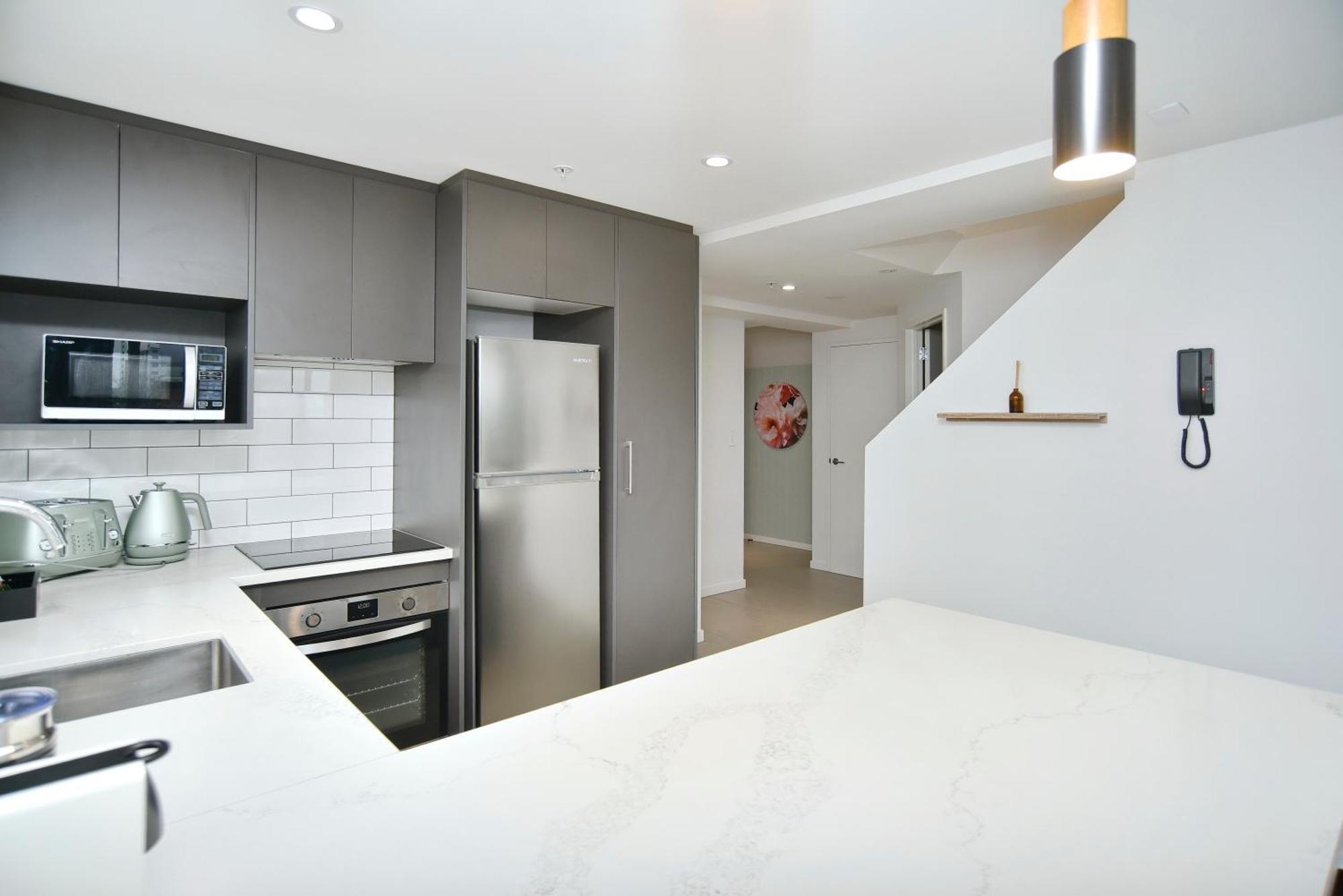 Latimer Loft - Christchurch Holiday Homes 外观 照片